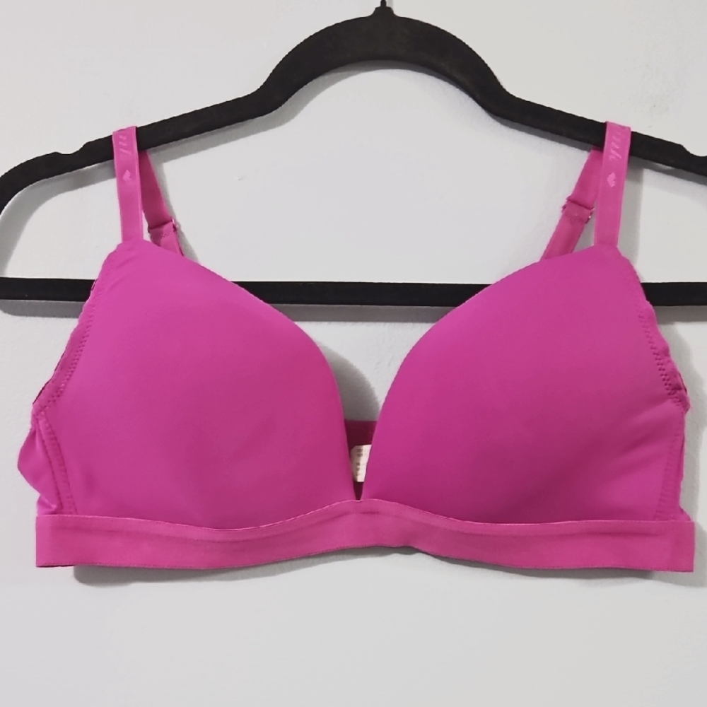 Pink Lover Pink Everyday Comfort Seamless Wireless Bra Size 34C